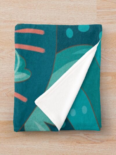 Alternative view of Timeless Vintage Print Design Ponyo Throw Blanket